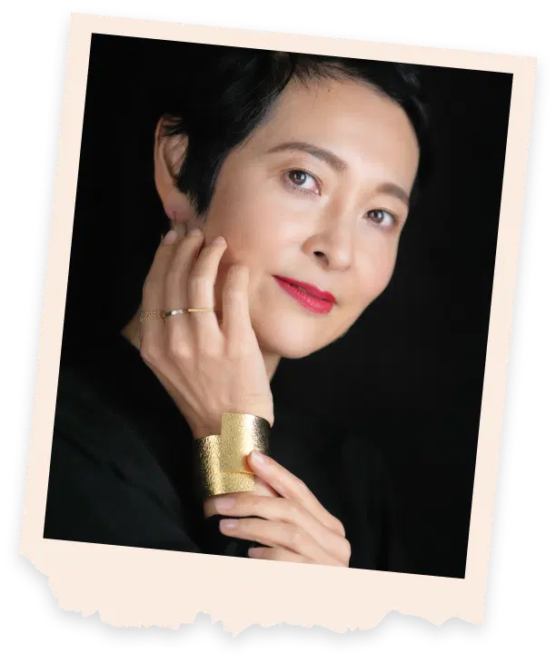 おしゃれなファッションの女性ポートレート